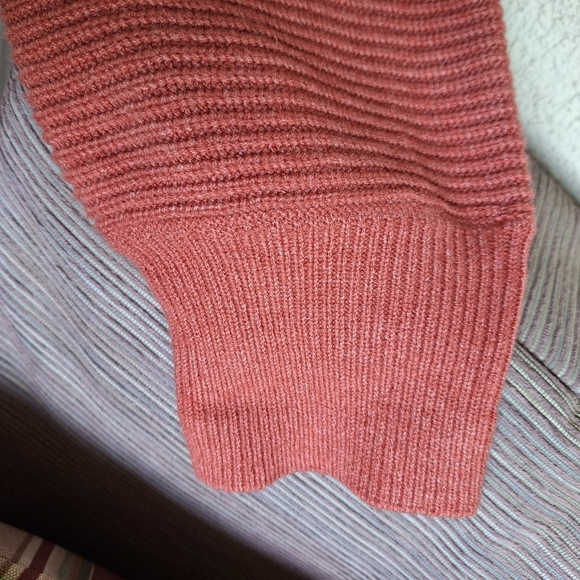 Sonoma Sweater Rust SzXL 1/4Zip Wide Collar /Cuffs Long Sleeves Hem Slit Sides - Picture 6 of 12